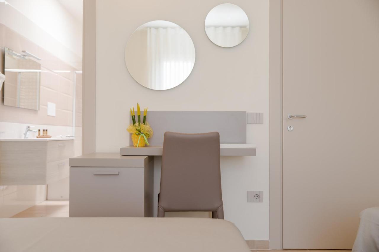 Kamilia Guestrooms San Cassiano  Zewnętrze zdjęcie